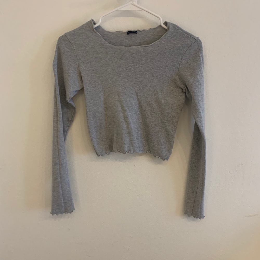 BRANDY MELVILLE GREY CROPPED LONG SLEEVE